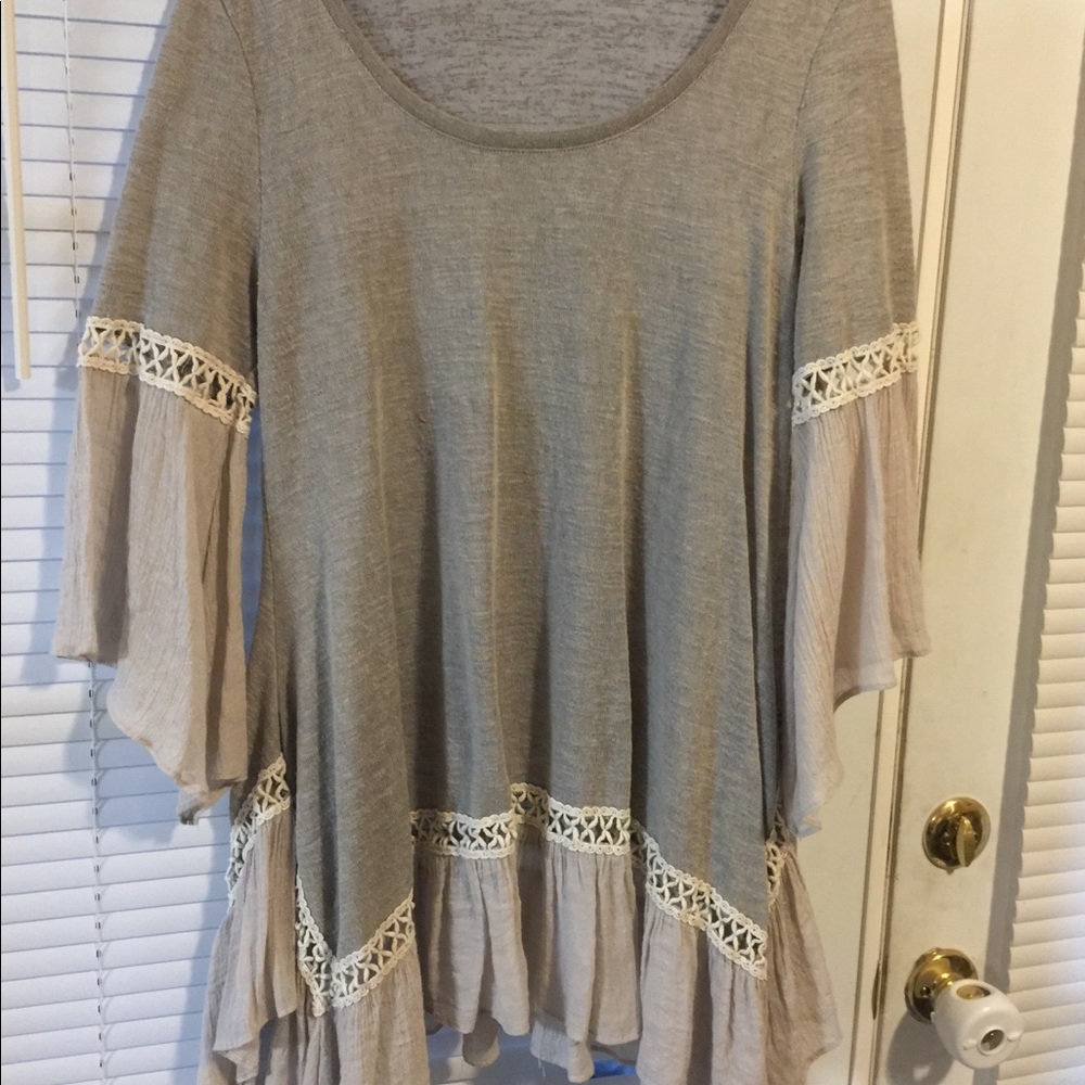 Easel tunic
